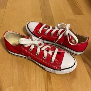 Converse All-Stars red size 2